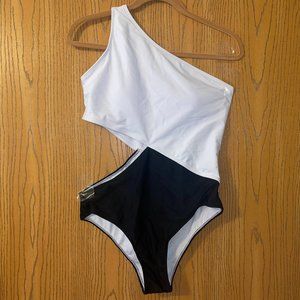 Women's Bathing Suits One Shoulder Cutout